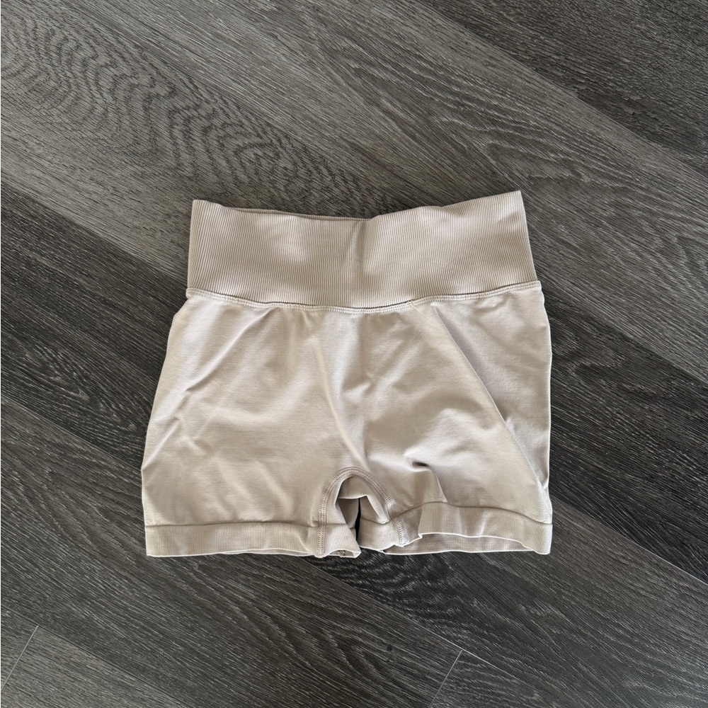 Women’s biker shorts